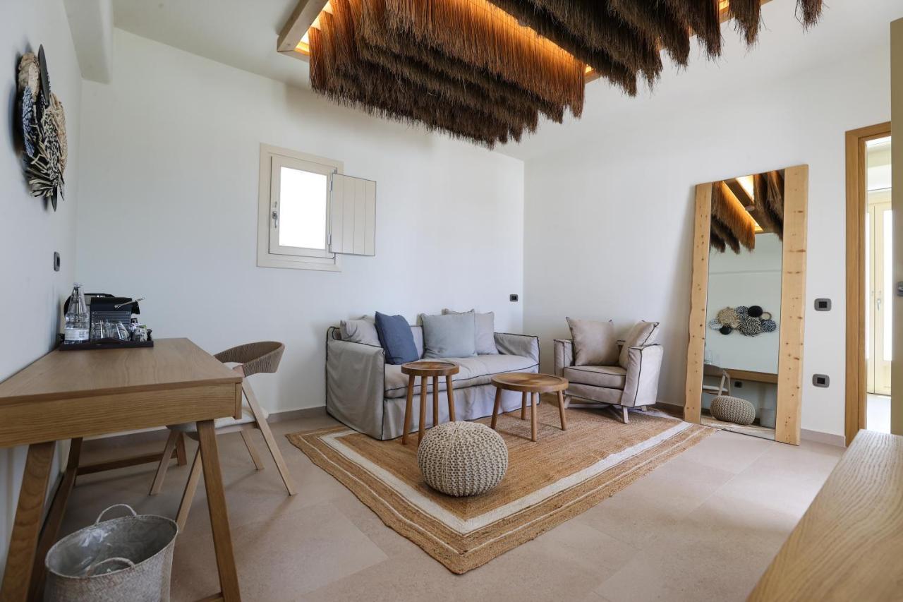 Life Suites เตลอส ภายนอก รูปภาพ